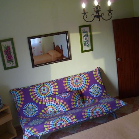 Hostal Sonrisa Del Mar Conil De La Frontera Eksteriør billede